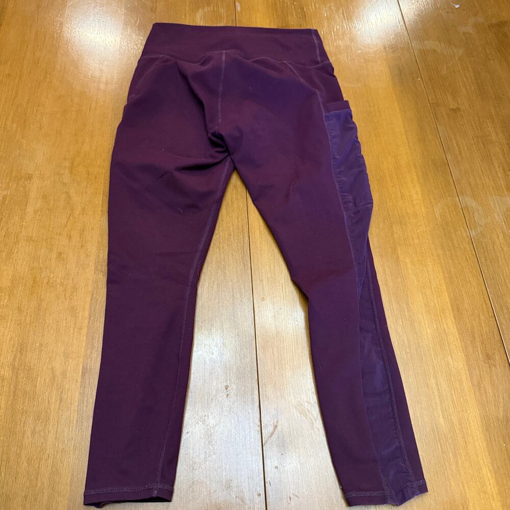 Fabletics On the Go Powerhold high waisted capri S yoga pilates gym athleisure